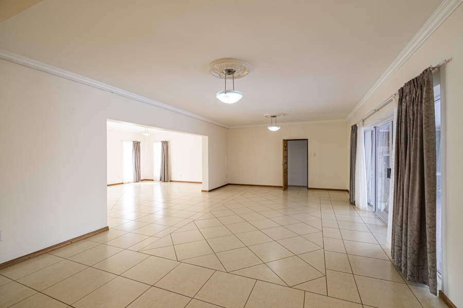 5 Bedroom Property for Sale in Vanes Estate Eastern Cape